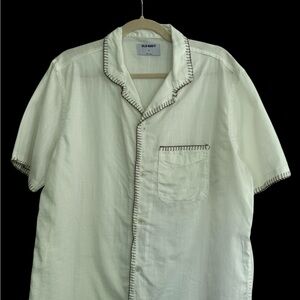 Old Navy Men's White Button Down Shirt with Camel Colored Stitching